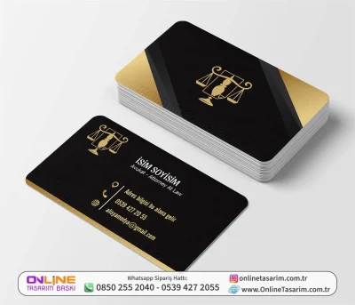 Siyah Zemin Altın Çizgili Lüks ve Şık Avukat Kartvizit Örneği